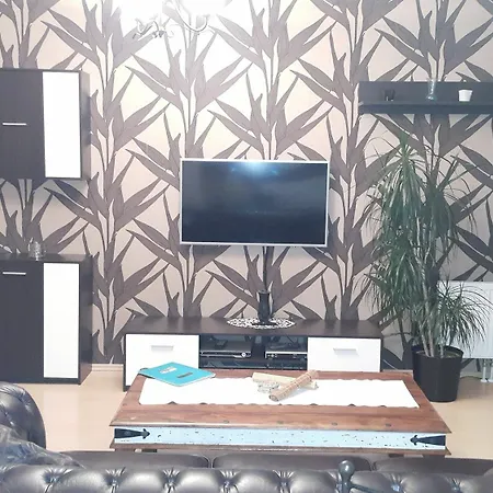 Richie Near Aquapark *